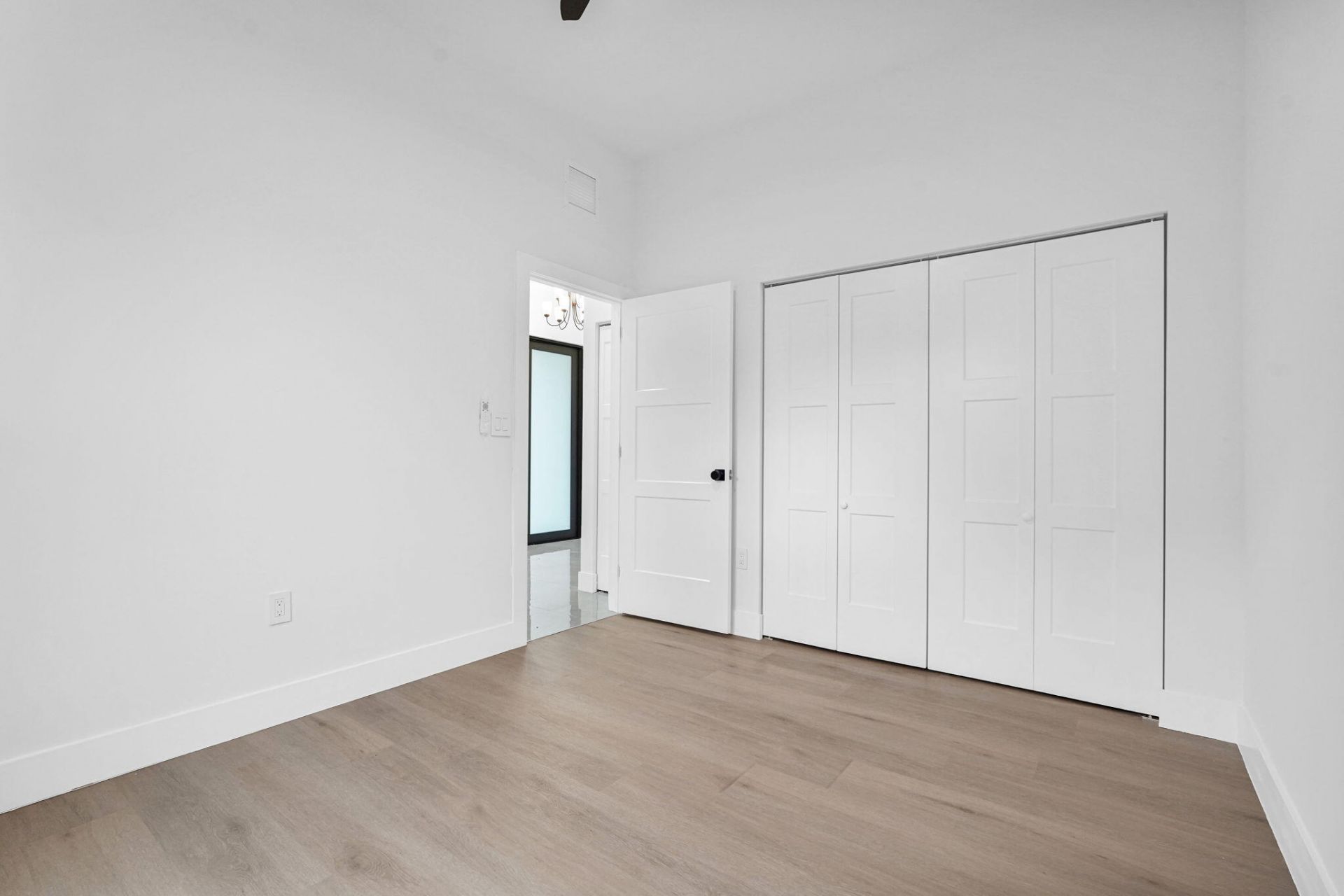 2540 NW 14th Court, Fort Lauderdale, FL 33311 Photo
