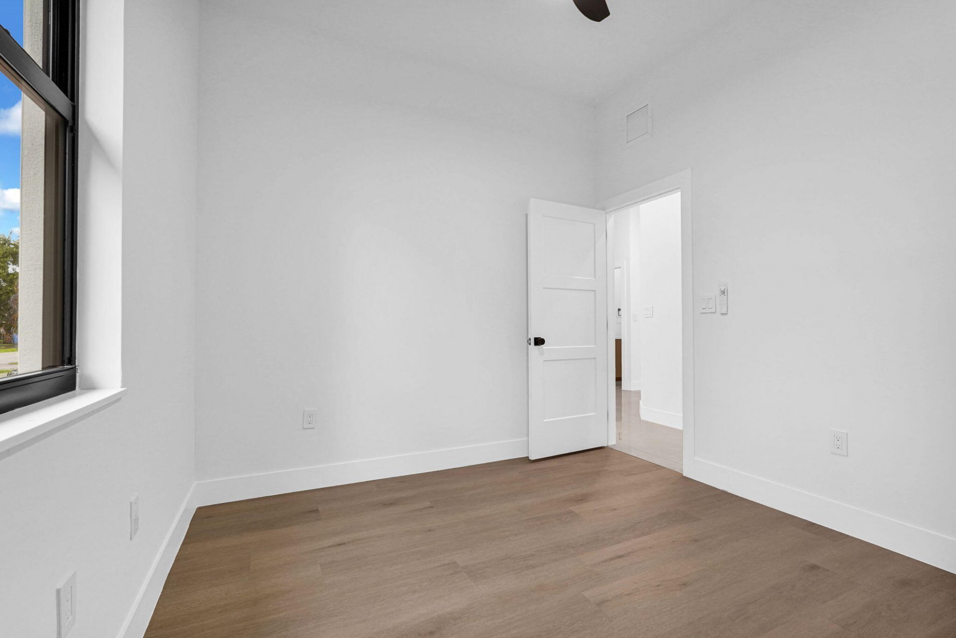 2540 NW 14th Court, Fort Lauderdale, FL 33311 Photo