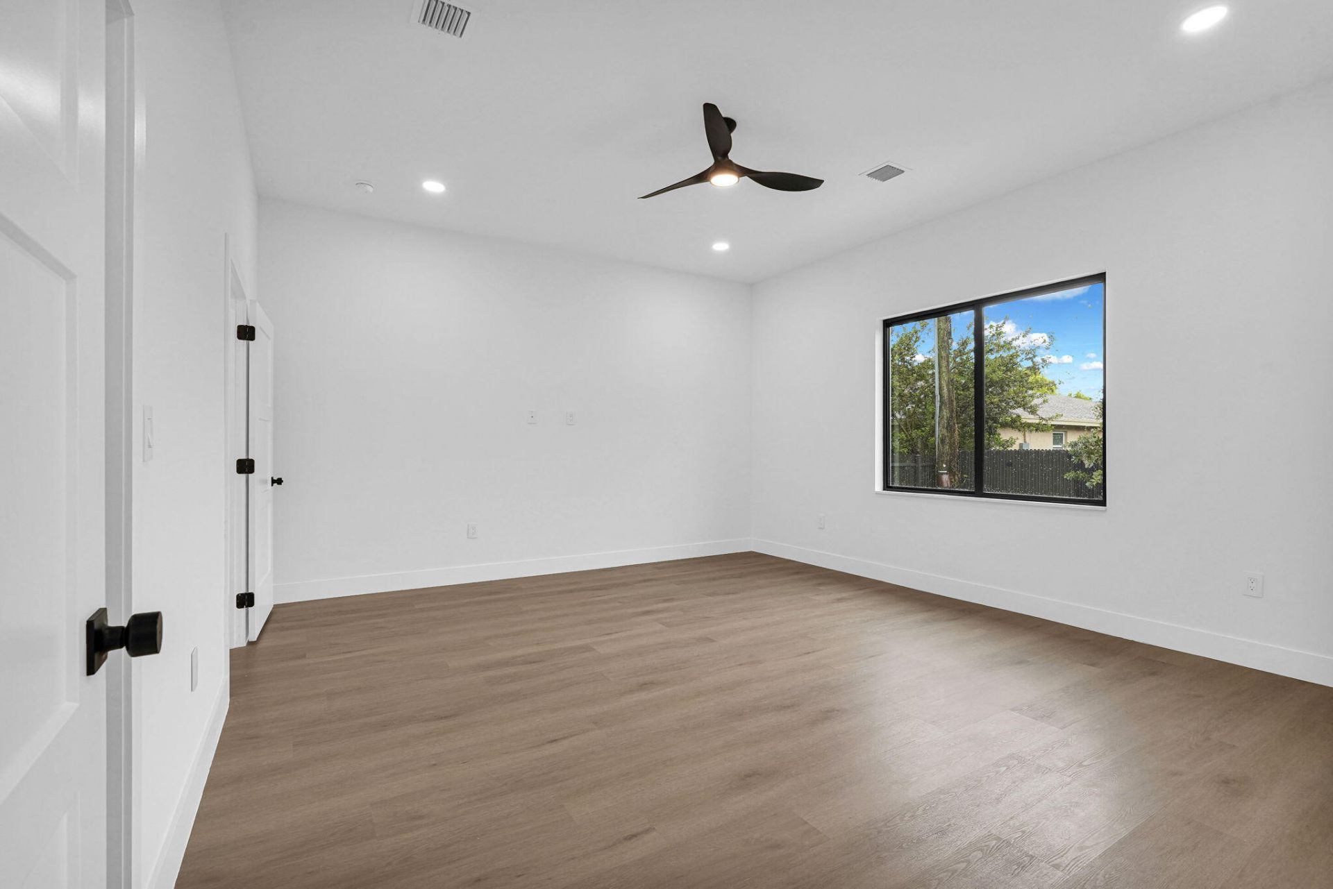2540 NW 14th Court, Fort Lauderdale, FL 33311 Photo