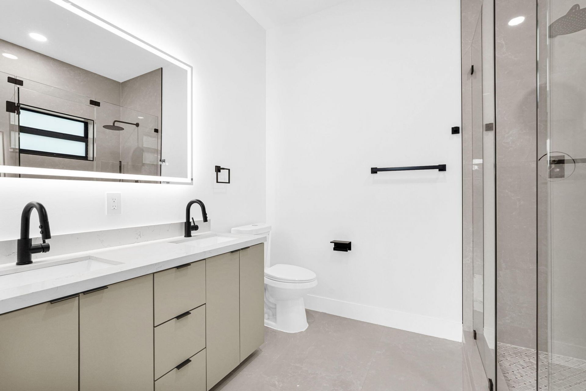 2540 NW 14th Court, Fort Lauderdale, FL 33311 Photo