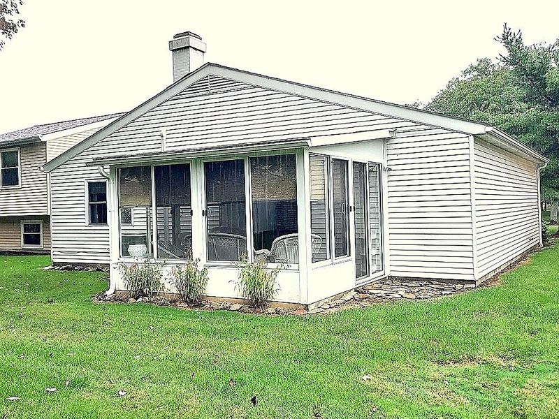 8882 Holly Lane, Unit 59, Olmsted Falls, OH 44138 Photo 31