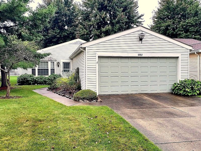 8882 Holly Lane, Unit 59, Olmsted Falls, OH 44138 Photo 37