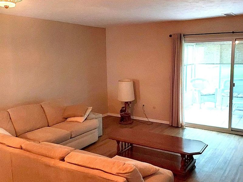 8882 Holly Lane, Unit 59, Olmsted Falls, OH 44138 Photo 9