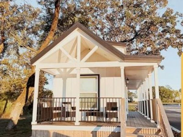 50 CR 3227 Unit 001 , Mount Pleasant, TX 75455