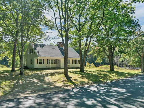 27 New Road, Tuftonboro, NH 03816