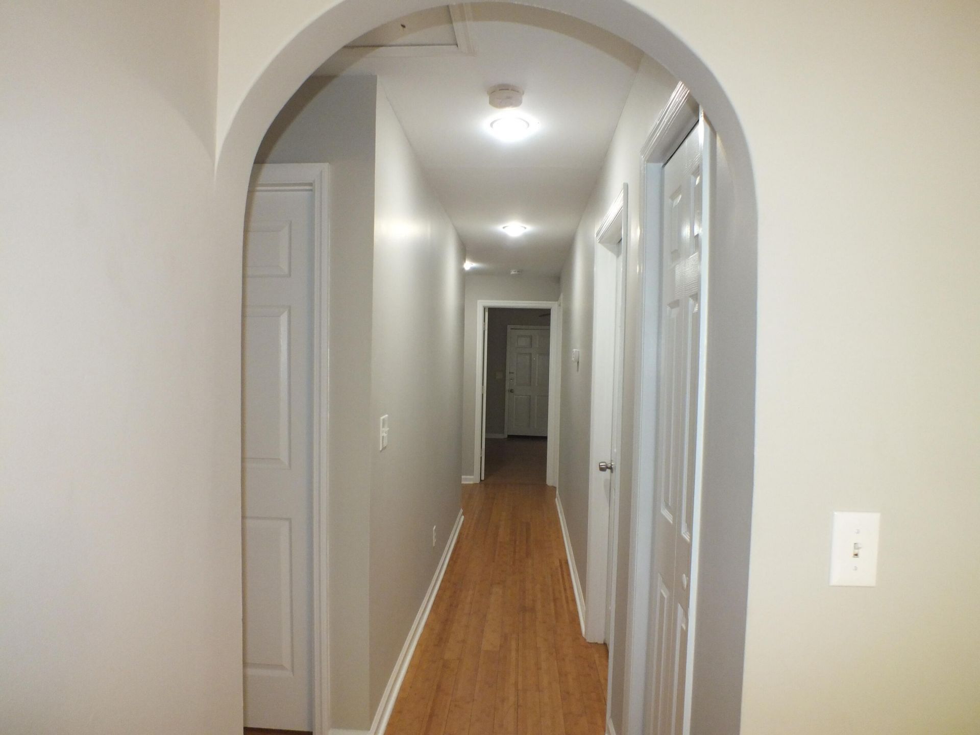 418 Meritta Avenue Photo 15