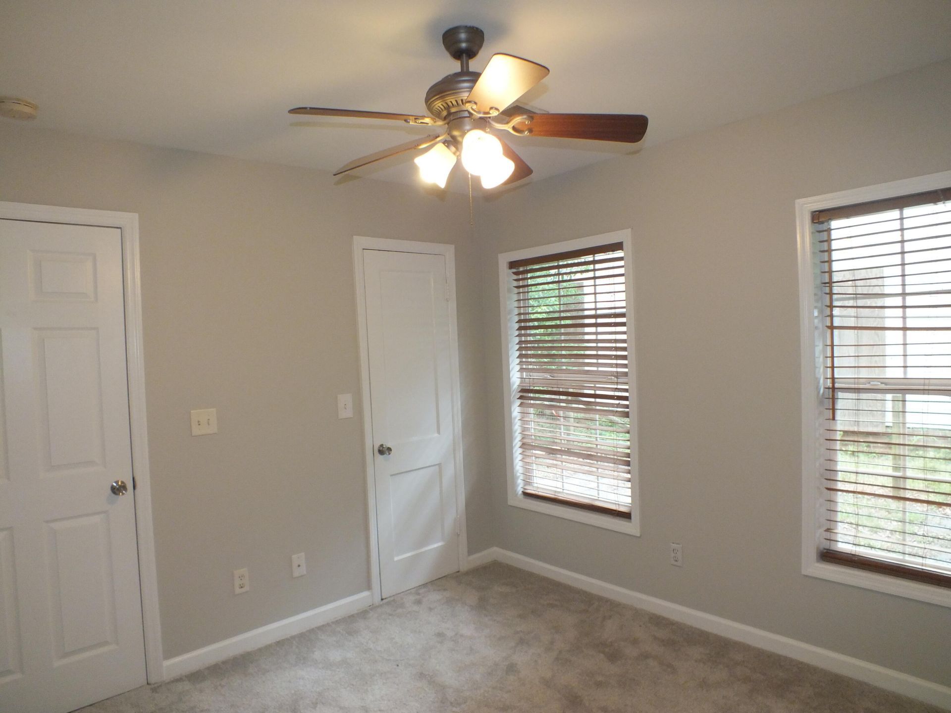 418 Meritta Avenue Photo 16