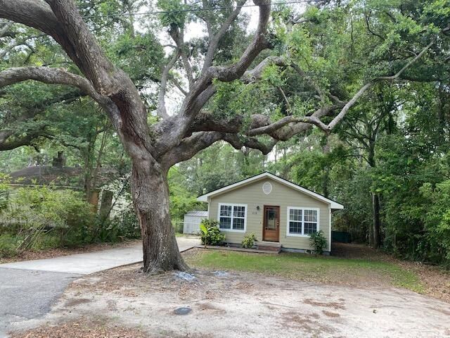 418 Meritta Avenue Photo 28