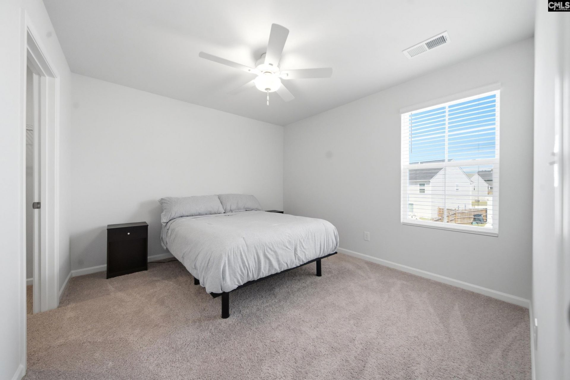 512 Silverbow Drive  Photo 16