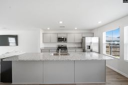 512 Silverbow Drive  photo 4