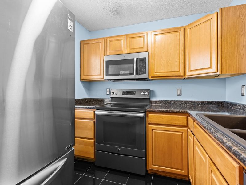 1795 Hobbes Drive, Unit 119F, Hilliard, OH 43026 Photo 11