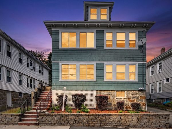 18 Franconia St, Boston, MA 02122