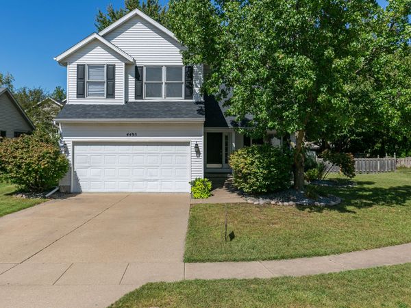 4495 34th Street Court , Bettendorf, IA 52722