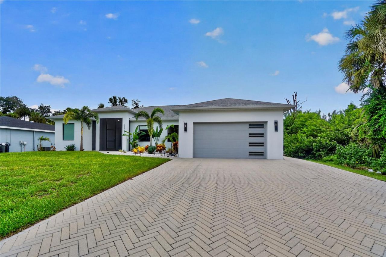16435 Strauss Avenue, Port Charlotte, FL 33954 Photo