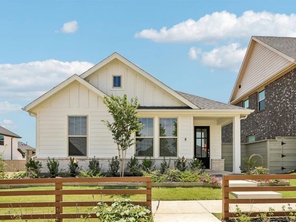 8721 Lacey Oak Drive , Justin, TX 76247