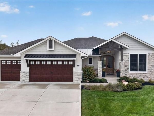 1149 Creekmoor Drive, Raymore, MO 64083