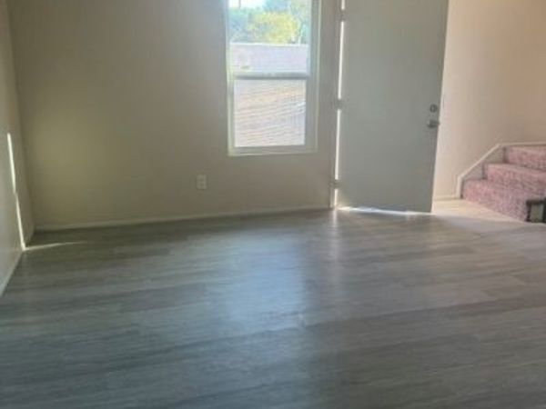 1245 W 10, Corona, CA 92882