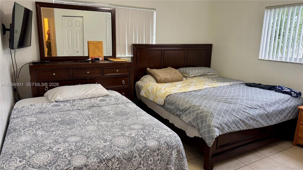 2710 W 76th St , Unit 208, Hialeah, FL 33016 Photo