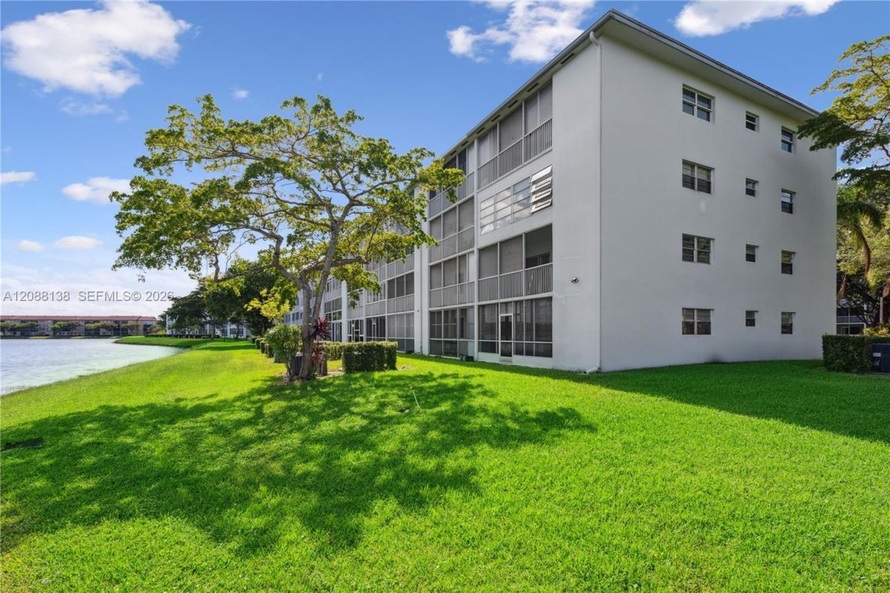 1301 SW 134th Way, Unit 213B, Pembroke Pines, FL 33027 Photo