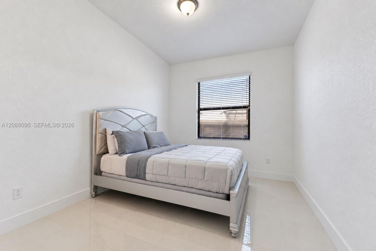 14540 SW 22nd St, Miami, FL 33175 Photo