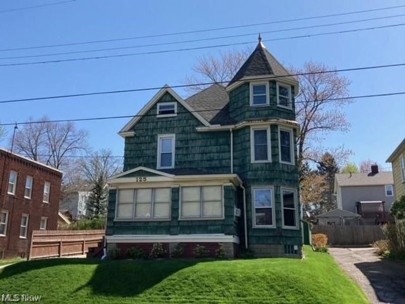 125 N Bentley Avenue, Niles, OH 44446 Photo 1