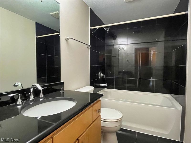 1237 Washington Avenue, Unit 706, Cleveland, OH 44113 Photo 21