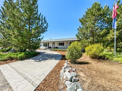 4444 Center Drive, Carson City, NV 89701 Photo