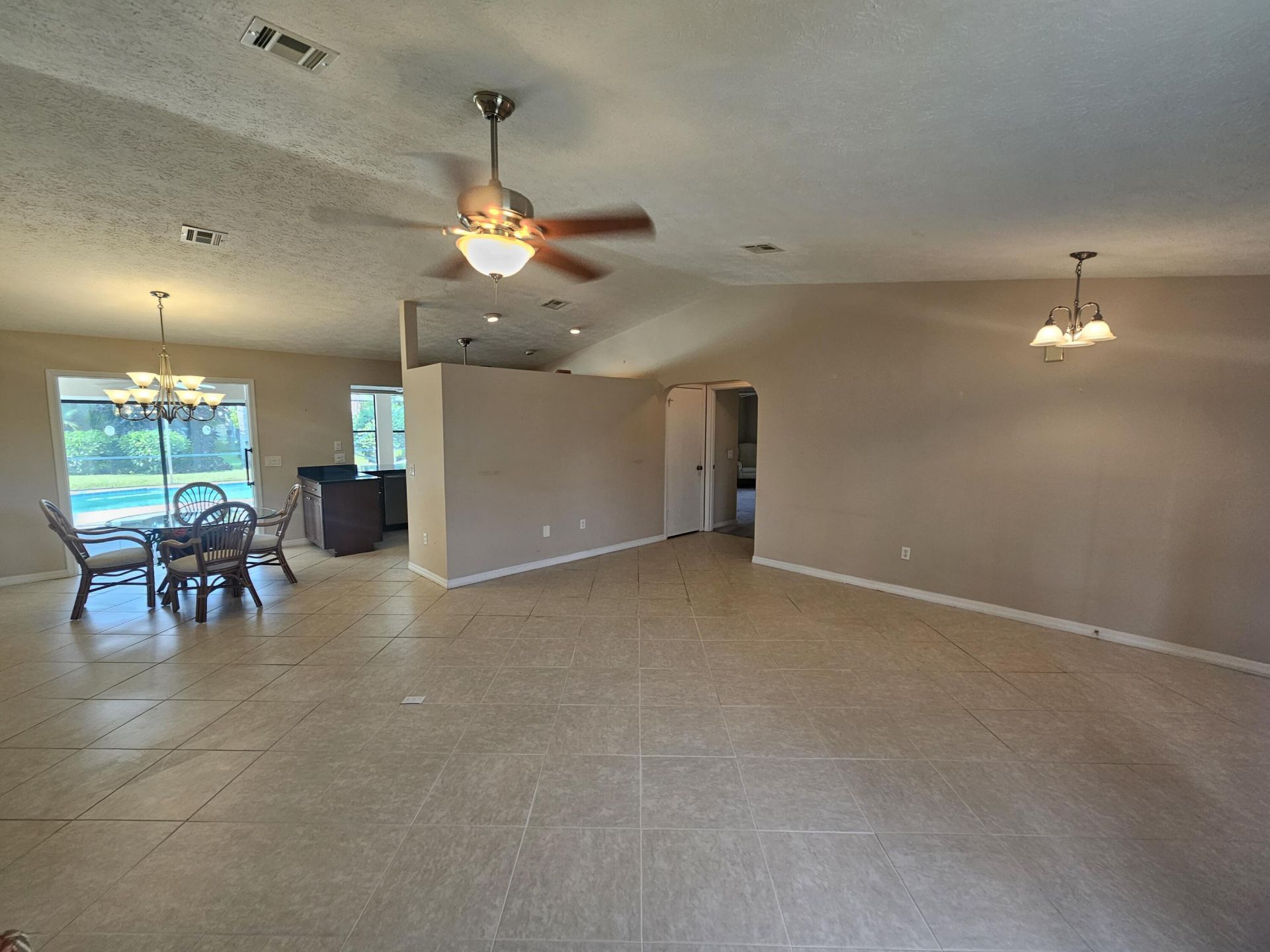 421 SE Faith Terrace, Port Saint Lucie, FL 34983 Photo