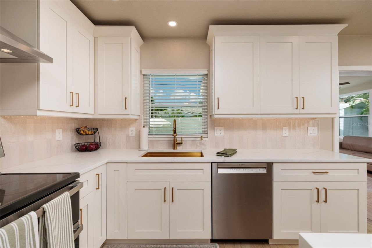 6212 34th Avenue N, Saint Petersburg, FL 33710 Photo
