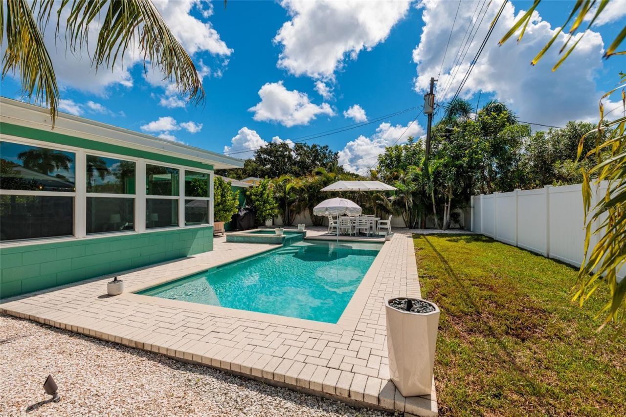 6212 34th Avenue N, Saint Petersburg, FL 33710 Photo