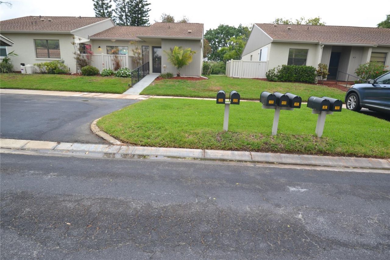 130 Tads Trail , Oldsmar, FL 34677 Main Photo