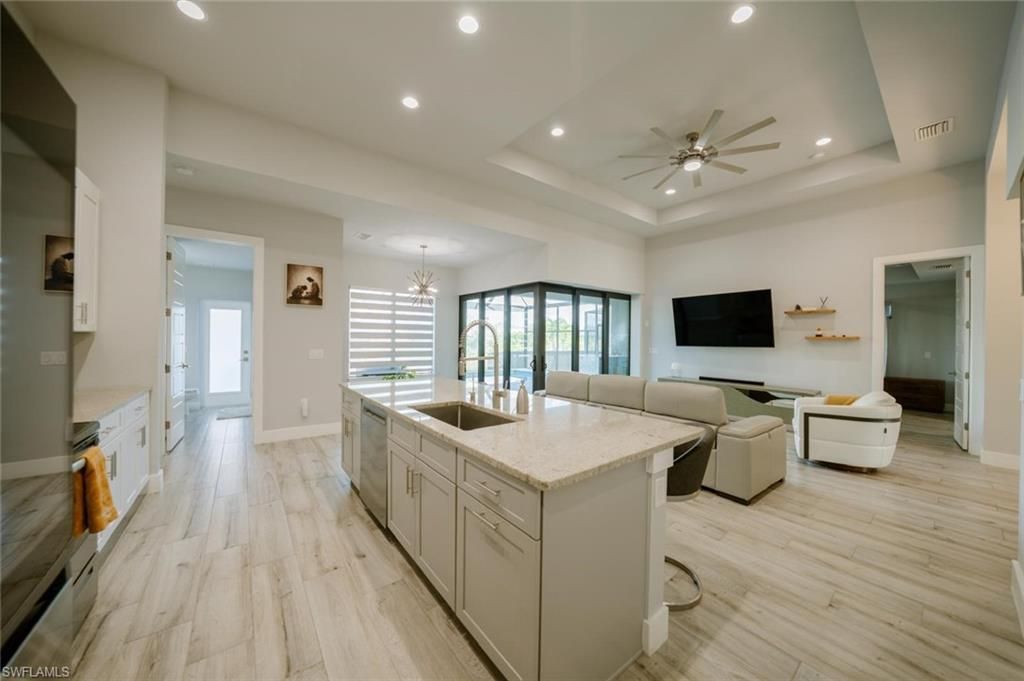 333 SW 31st Ave, Cape Coral, FL 33991 Photo