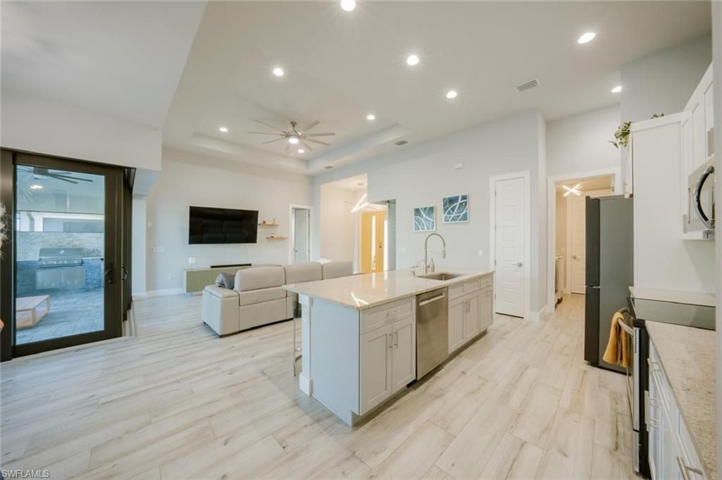 333 SW 31st Ave, Cape Coral, FL 33991 Photo