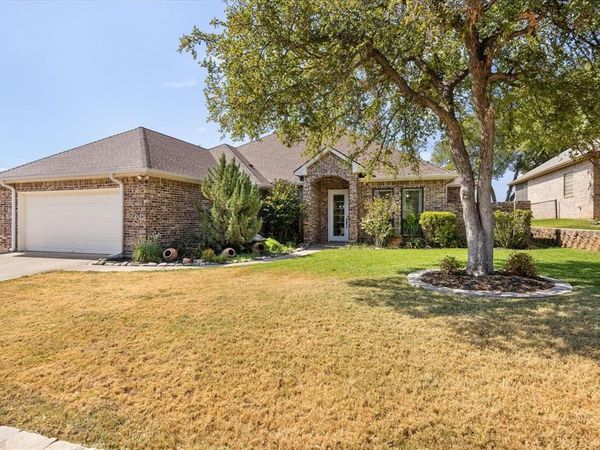 8712 Bellechase Road, Granbury, TX 76049