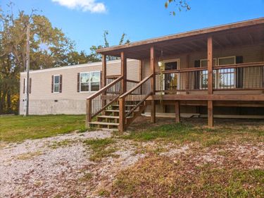 904 Gravel Lick Branch Road, Waco, KY 40385