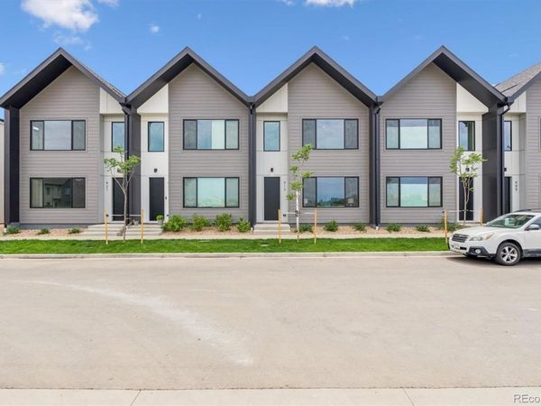 921 Edge Circle , Longmont, CO 80501
