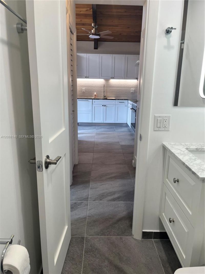 140 Fox Rd , Unit 3-46, Hollywood, FL 33024 Photo