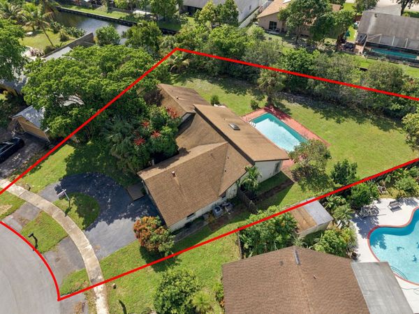 8350 NW 51ST Street, Lauderhill, FL 33351