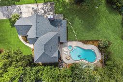 105 Glen Eagles Drive photo 4