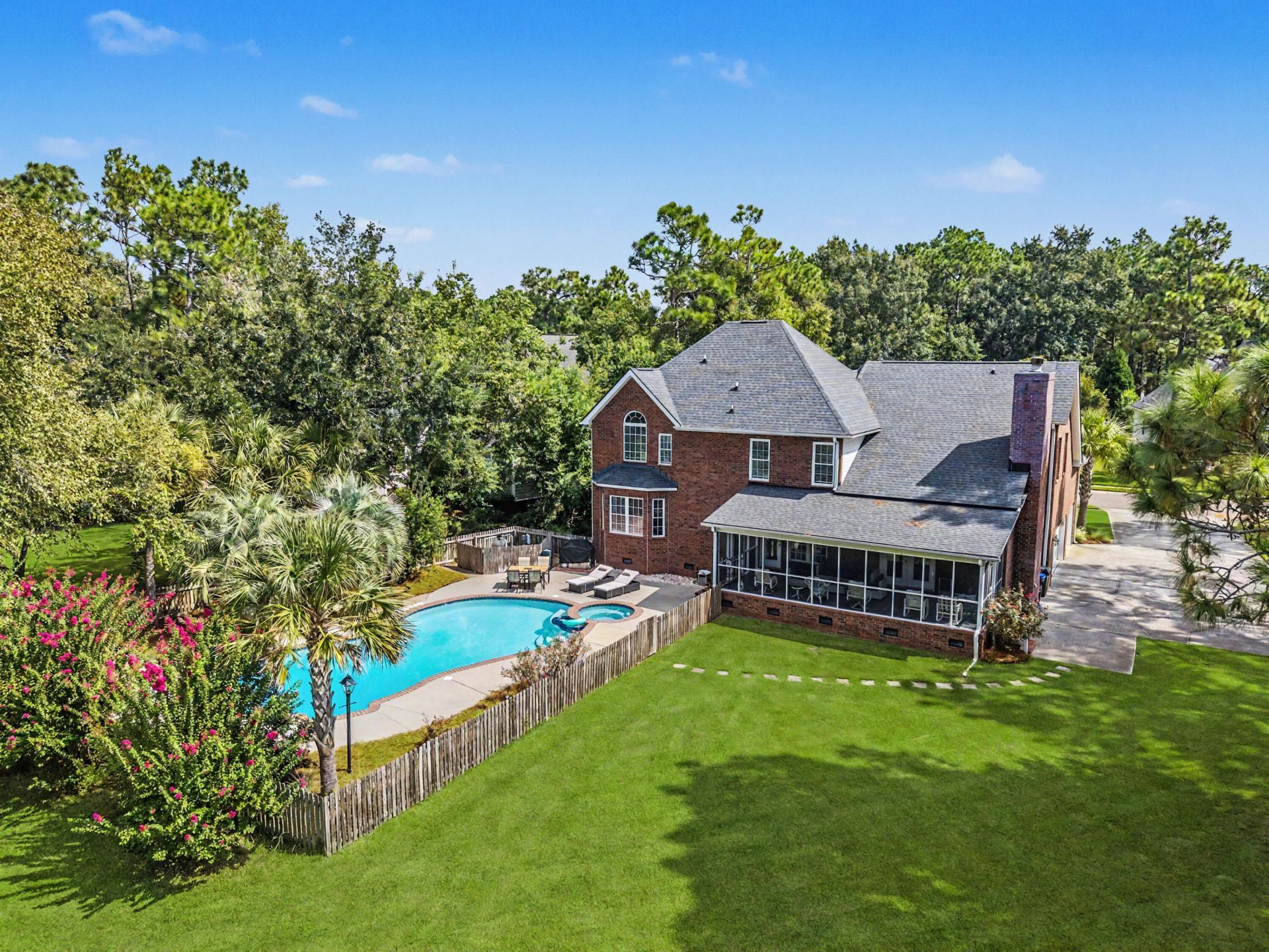 105 Glen Eagles Drive Photo 69