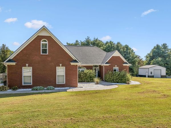 2875 Pulaski Hwy, Columbia, TN 38401