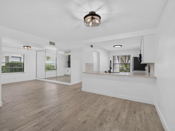 1701 Sabal Ridge Circle, Unit D, Palm Beach Gardens, FL 33418