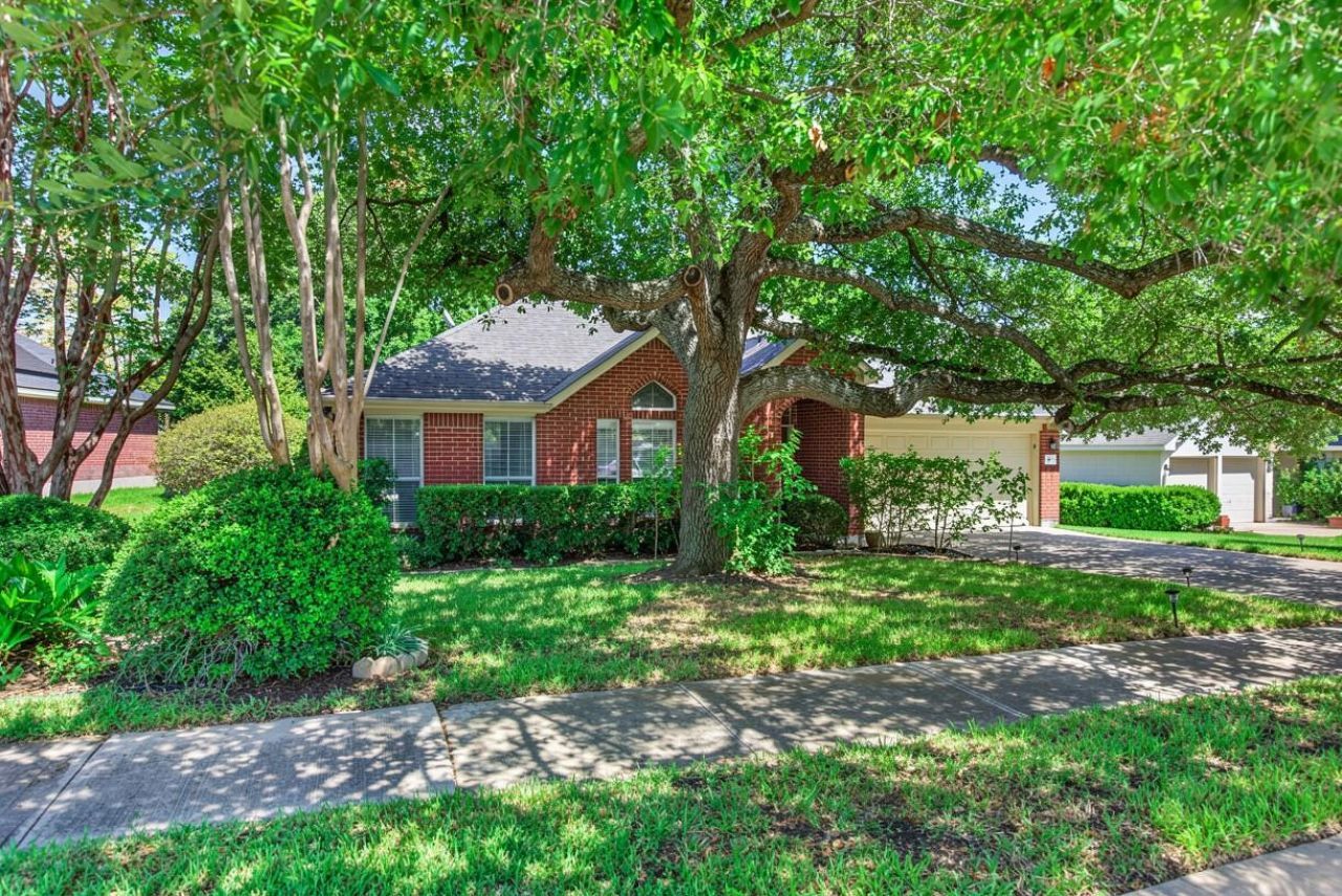 1402 Club Chase Dr, Pflugerville, TX 78660 Main Photo