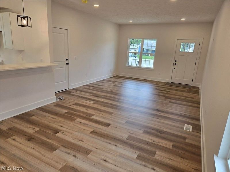 672 E 331st, Eastlake, OH 44095 Photo 8
