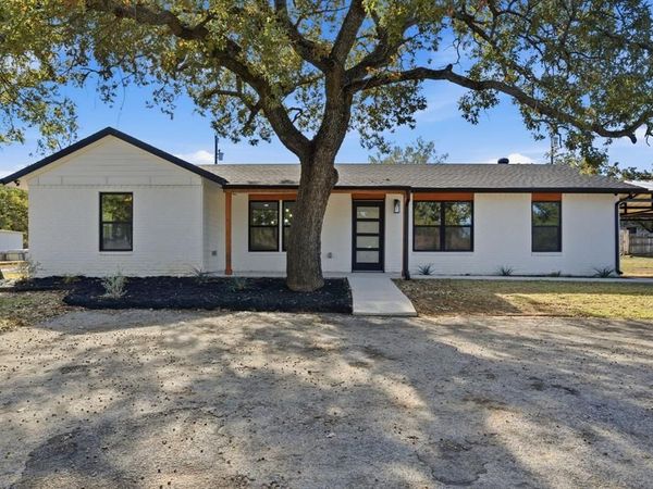 205 Lacewell Street, Jacksboro, TX 76458