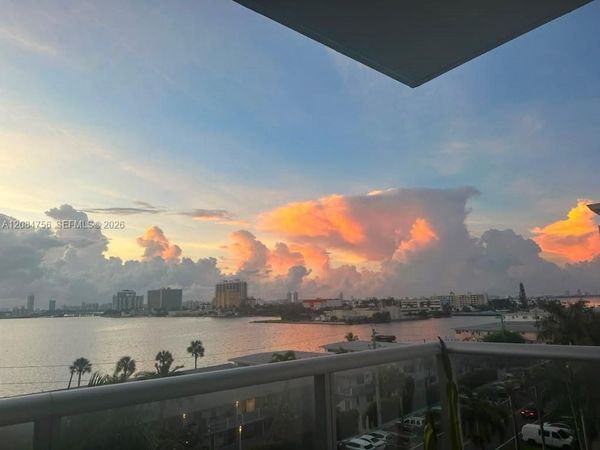 7928 East Dr , Unit 604, North Bay Village, FL 33141