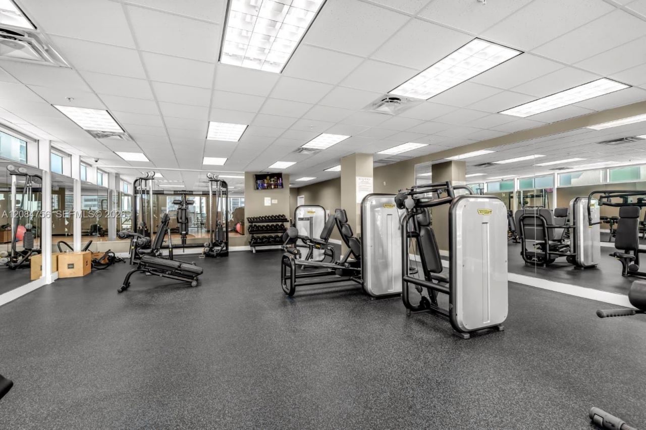 7928 East Dr, Unit 604, North Bay Village, FL 33141 Photo
