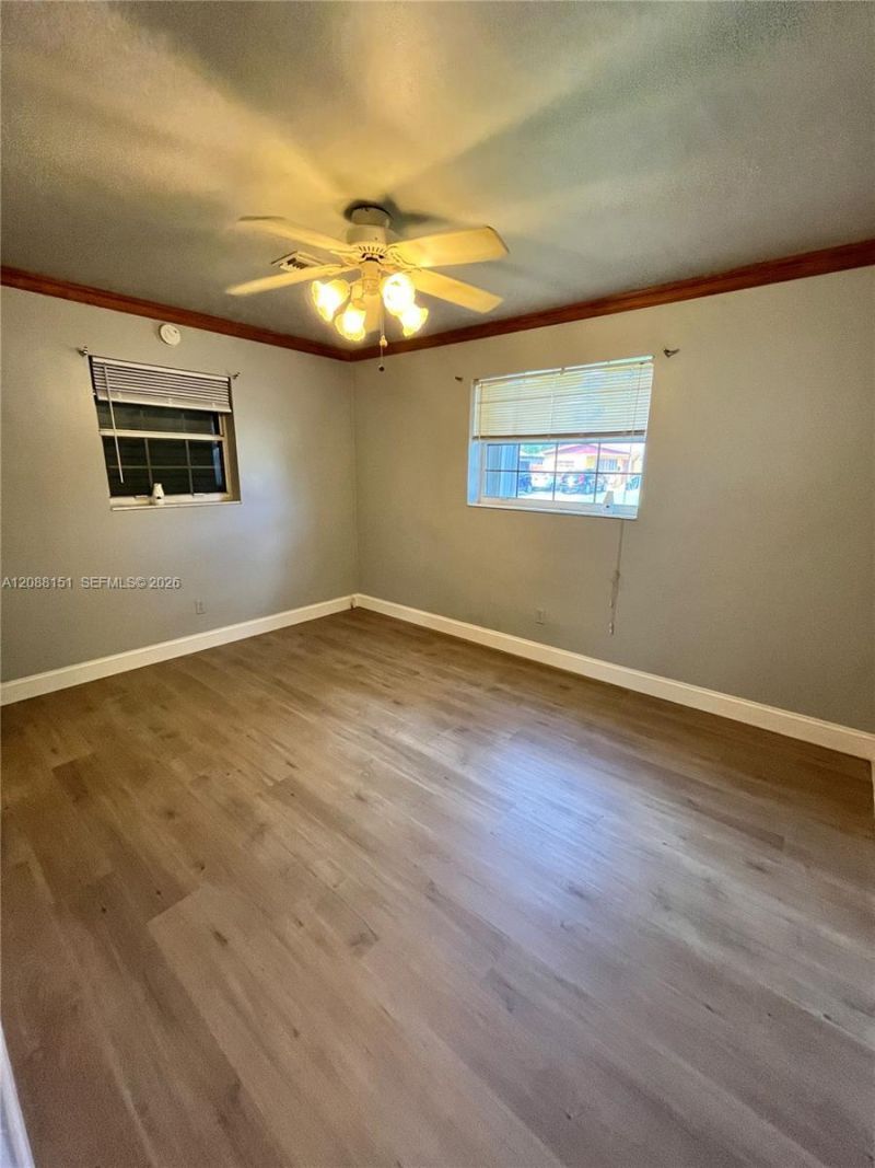 371 SW 67th Ter, Pembroke Pines, FL 33023 Photo