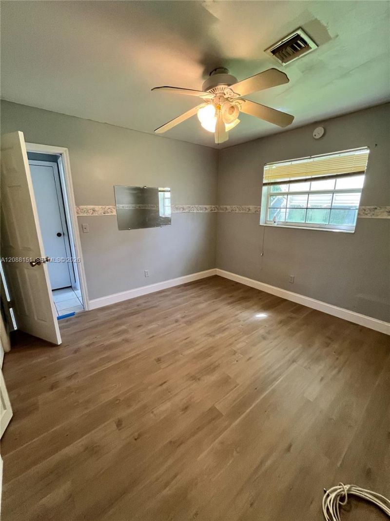 371 SW 67th Ter, Pembroke Pines, FL 33023 Photo
