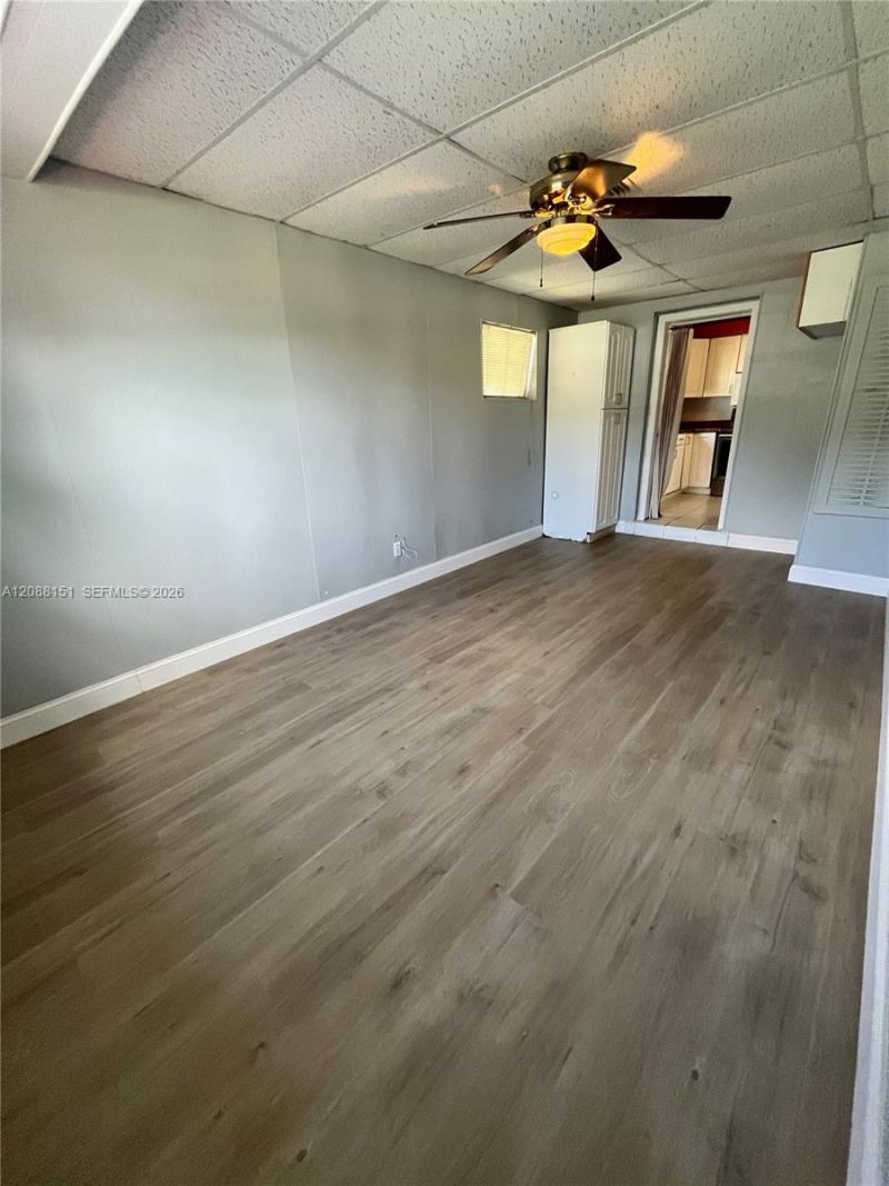 371 SW 67th Ter, Pembroke Pines, FL 33023 Photo